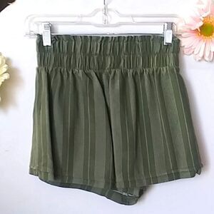 Linen Blend High Wasted Mock Paper Bag Style Flared shorts Olive striped…